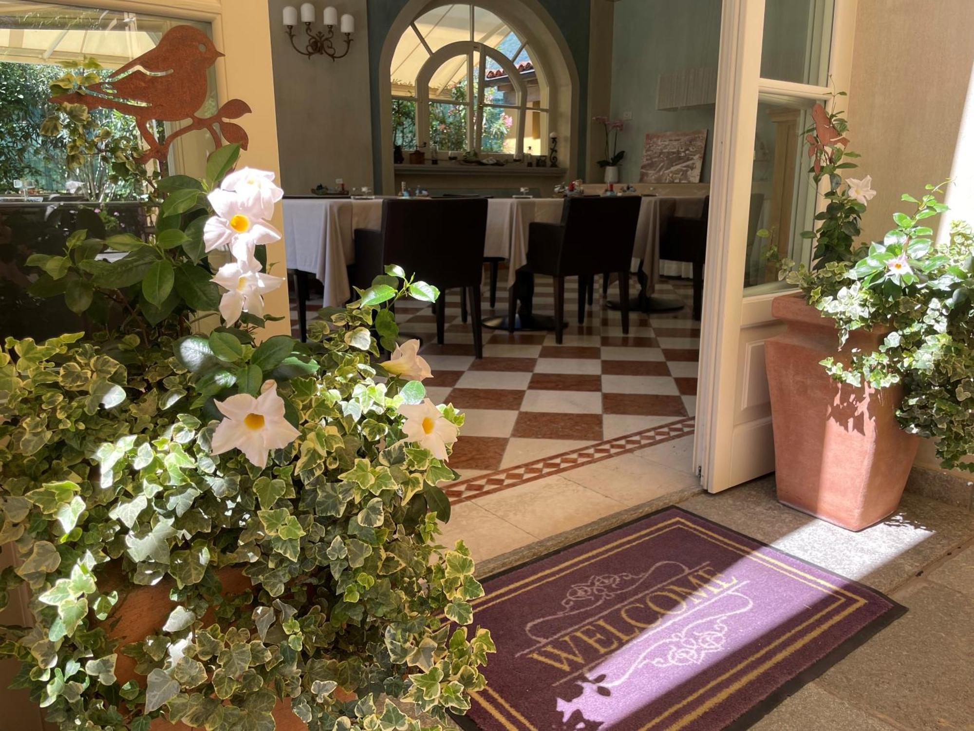 Villa Palmira Kinderfreies Hotel Cannobio Exterior foto